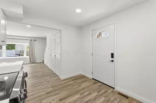 1558 Forest St, Columbus, OH 43206 - Photo 16