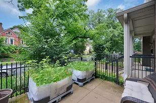 1320 Forsythe Ave, Columbus, OH 43201 - Photo 4