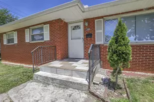 1546 Sandalwood Pl, Columbus, OH 43229 - Photo 4