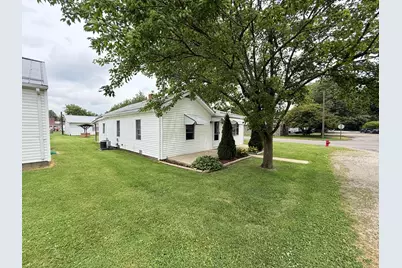 628 Peabody Avenue, Washington Court House, OH 43160 - Photo 2