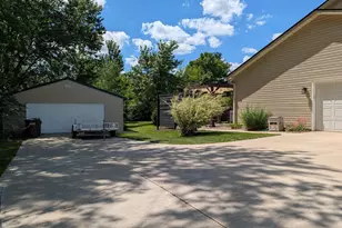 3626 Curve Rd, Delaware, OH 43015 - Photo 4