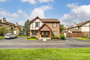 5680 Jousting Ln, Columbus, OH 43231 - Photo 8