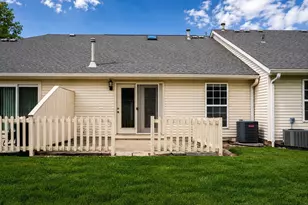 1000 Oak Bay Dr, Galloway, OH 43119 - Photo 16