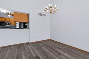 1000 Oak Bay Dr, Galloway, OH 43119 - Photo 12