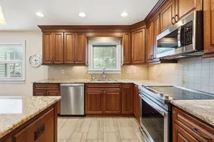 6137 Holywell Dr, Dublin, OH 43017 - Photo 16