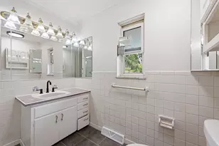 2690 Burnaby Dr, Columbus, OH 43209 - Photo 16