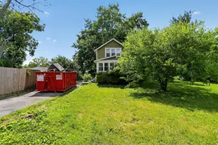 1621 Zettler Rd, Columbus, OH 43227 - Photo 2