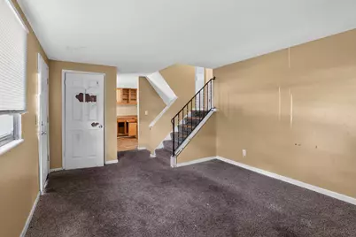 923 Wedgewood Drive, Columbus, OH 43228 - Photo 6