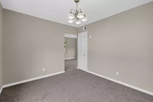 108 Florence Ave, Columbus, OH 43228 - Photo 12