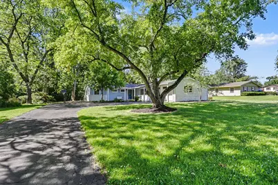 3335 Darbyshire Drive, Hilliard, OH 43026 - Photo 4