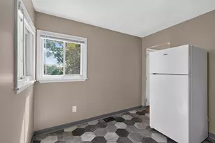 531 Johnson St, Columbus, OH 43203 - Photo 8