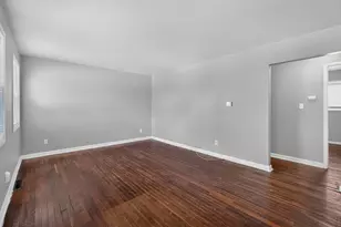 1948 Argyle Dr, Columbus, OH 43219 - Photo 4