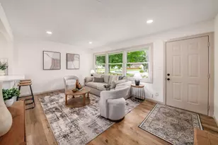 3808 Maize Rd, Columbus, OH 43224 - Photo 4
