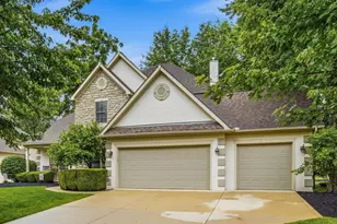 8600 Coldwater Dr, Powell, OH 43065 - Photo 2
