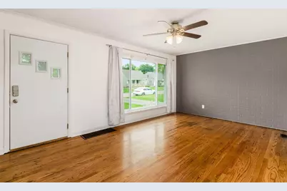 1089 E Dunedin Road, Columbus, OH 43224 - Photo 8