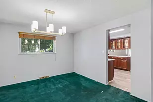 2229 Waldorf Rd, Columbus, OH 43229 - Photo 8
