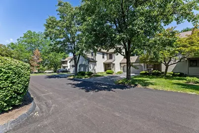 1068 Cypress Lane #12-3, Columbus, OH 43230 - Photo 2
