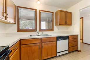 1068 Cypress Ln, Columbus, OH 43230 - Photo 14