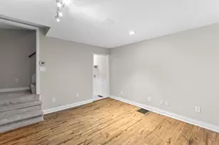 1369 City Park Ave, Columbus, OH 43207 - Photo 8
