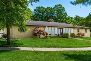 255 Briarwood Dr, Newark, OH 43055 - Photo 2