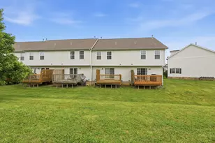 1075 Shady Lake Dr, Columbus, OH 43228 - Photo 28