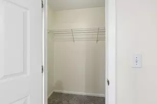 1075 Shady Lake Dr, Columbus, OH 43228 - Photo 22