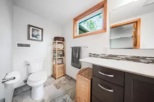 8015 Riverside Dr, Dublin, OH 43016 - Photo 28