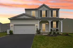 279 Glen Crossing Dr, Pataskala, OH 43062 - Photo 2