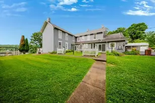 284 N Kennebec Ave, McConnelsville, OH 43756 - Photo 2