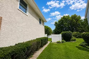 586 Presidential Way, Delaware, OH 43015 - Photo 32