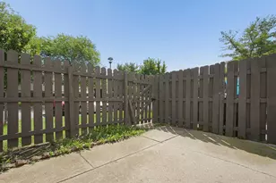 2238 Perkins Ct, Columbus, OH 43229 - Photo 24