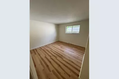 4900 Kresge Drive, Columbus, OH 43232 - Photo 10