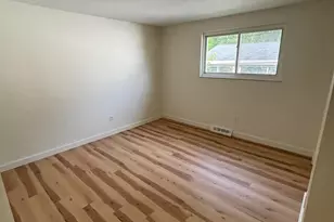 4900 Kresge Dr, Columbus, OH 43232 - Photo 10