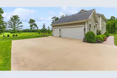 9596 Woodridge Circle, Fredericktown, OH 43019 - Photo 4