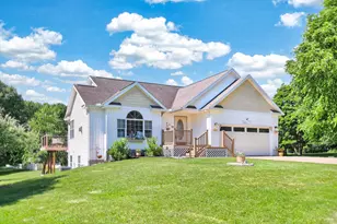 77 Grandway Ct, Howard, OH 43028 - Photo 1