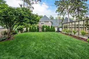 2674 E Broad St, Bexley, OH 43209 - Photo 70