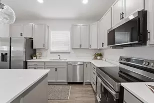 93 N Princeton Ave, Columbus, OH 43222 - Photo 14