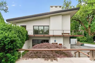 1980 Hillside Dr, Columbus, OH 43221 - Photo 2