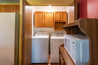 9294 State Route 207 NE, Mount Sterling, OH 43143 - Photo 10