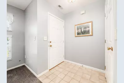8371 Greyhawk Circle, Columbus, OH 43240 - Photo 4