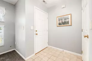 8371 Greyhawk Cir, Columbus, OH 43240 - Photo 4