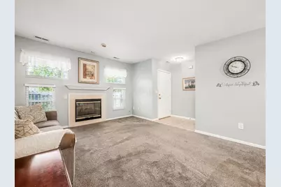 8371 Greyhawk Circle, Columbus, OH 43240 - Photo 6
