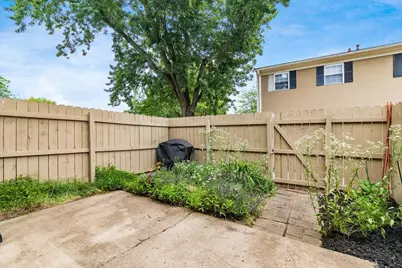 148 Tarryton Court W #25B, Columbus, OH 43228 - Photo 34