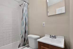 2510 Hiawatha St, Columbus, OH 43211 - Photo 16