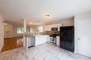 4625 Kenross Dr, Columbus, OH 43207 - Photo 2