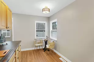 142 N Kellner Rd, Columbus, OH 43209 - Photo 16
