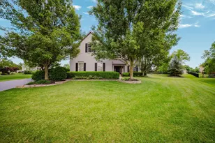 318 Trace Dr, Delaware, OH 43015 - Photo 1