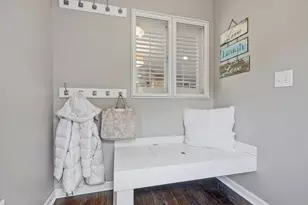 2724 Sherwood Rd, Columbus, OH 43209 - Photo 22