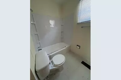 329 E 12th Avenue, Columbus, OH 43201 - Photo 6