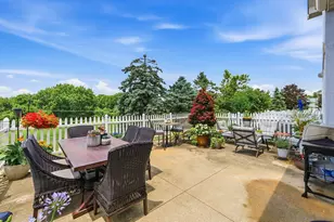 890 Village Dr, Delaware, OH 43015 - Photo 6